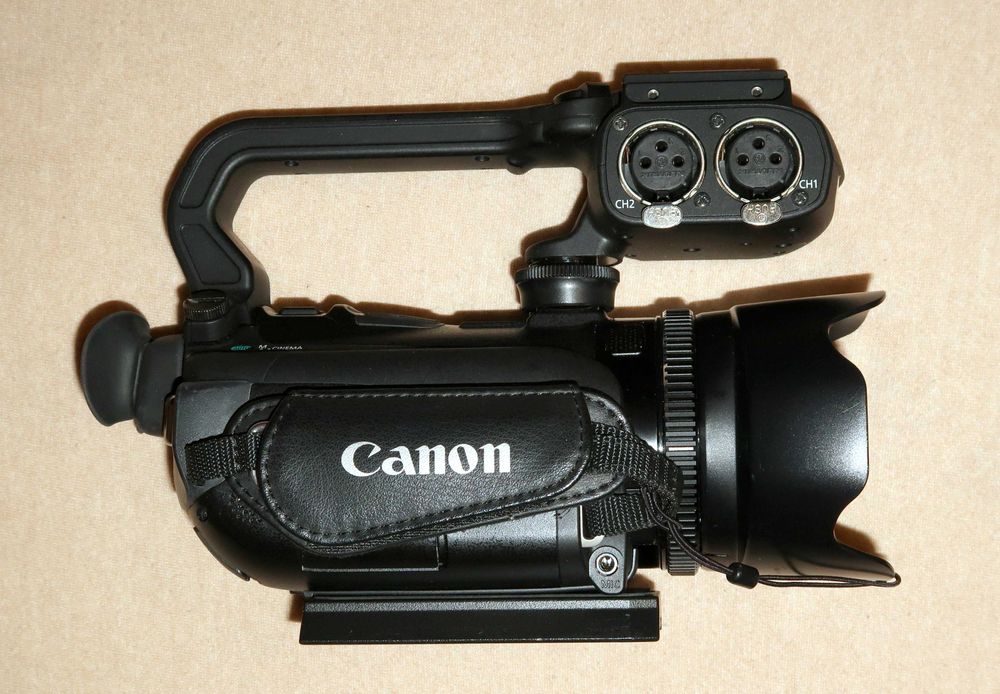 Camera video Canon XA 10 HD Memori64GB obiectiv 42,25-42,5 mm f/1-1,8
