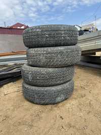 Продам резину Bridgestone 255/70/R15