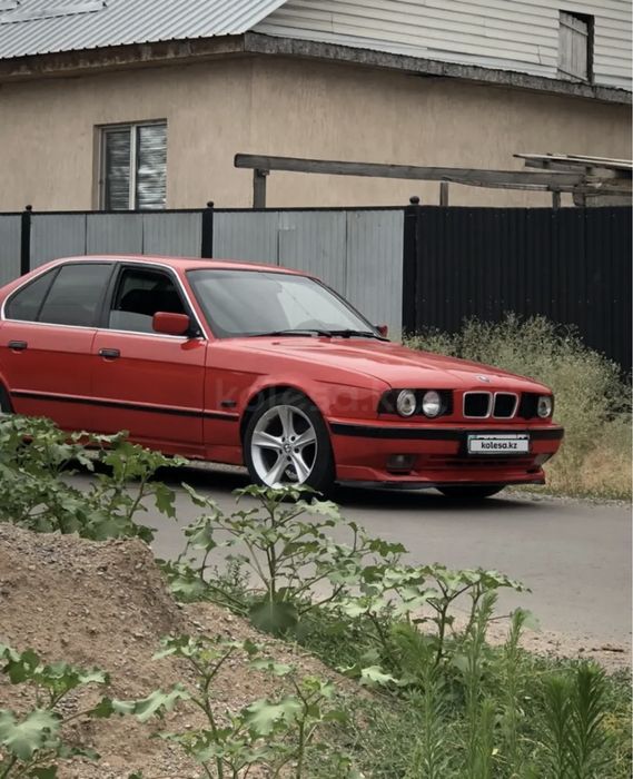 Продам BMW 520l