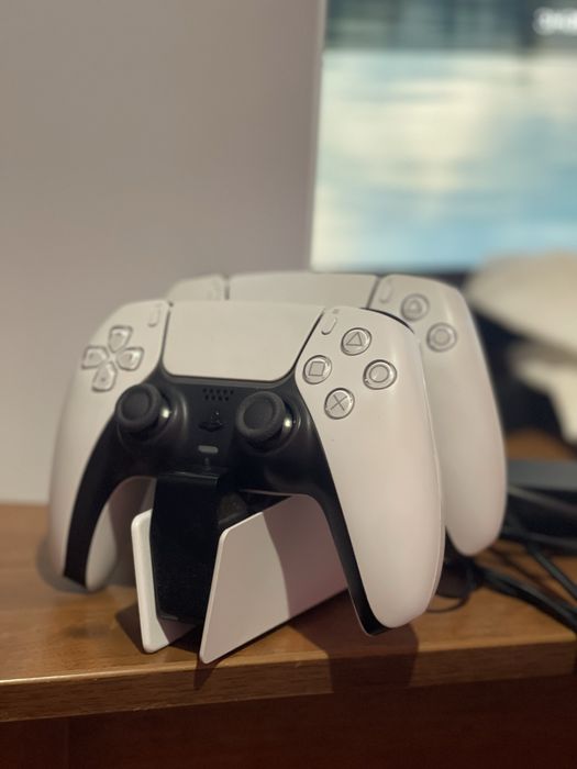 Продам PlayStation 5 фат