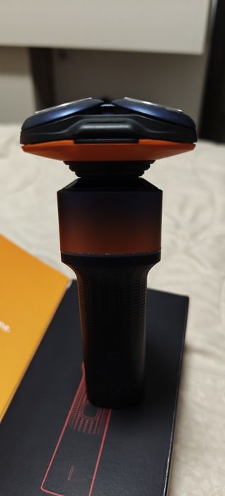 Philips Shaver Series 5000X – електрическа самобръсначка, почти нова