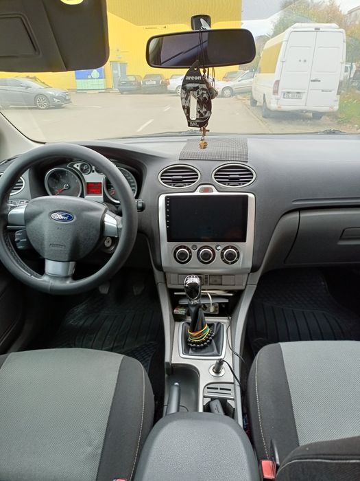Ford focus 2/ 1.6benzină
