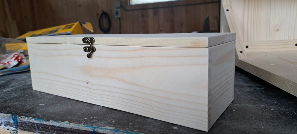 Cutie vinuri cu inchizatoare