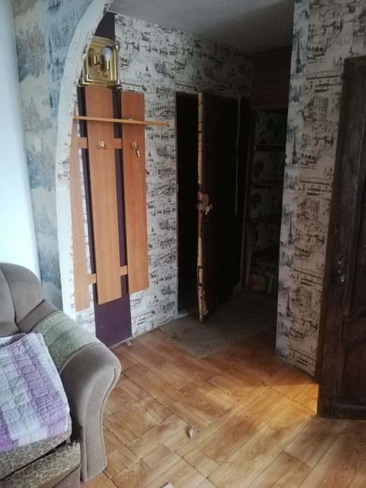 Сдам двухкомнатную квартиру.