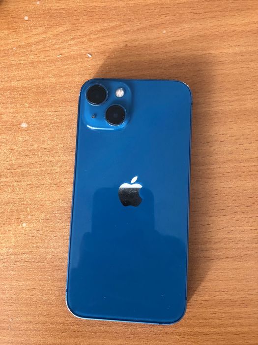 Продам iphone 13