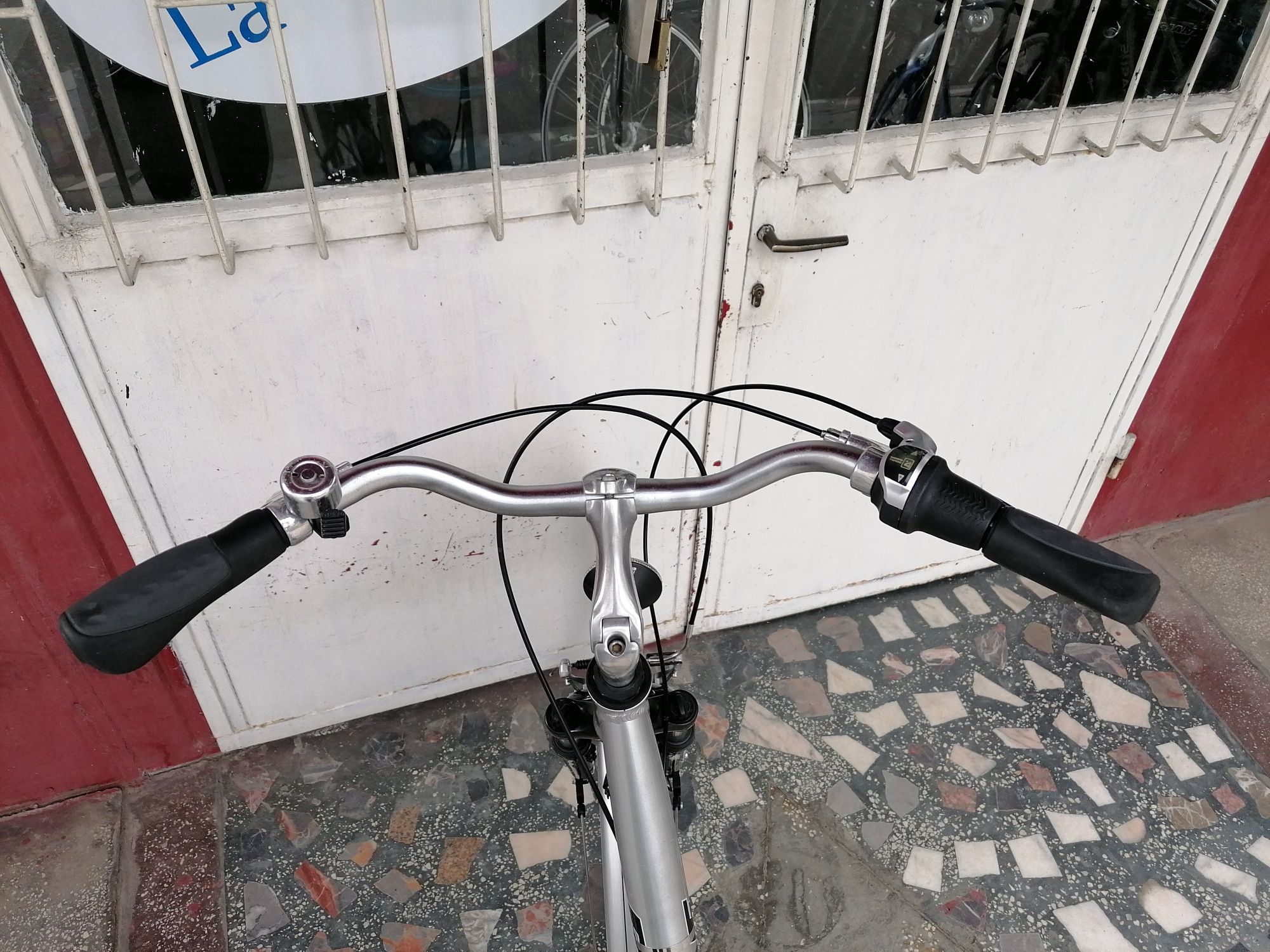 Bicicleta de dama Rixe de 28