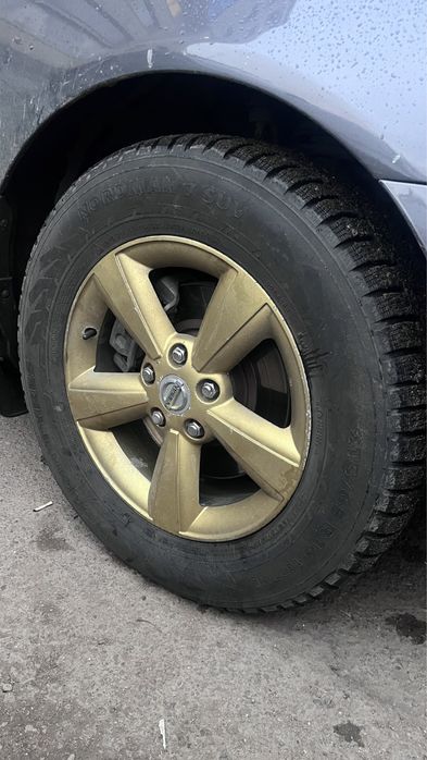 Продам диски с резиной