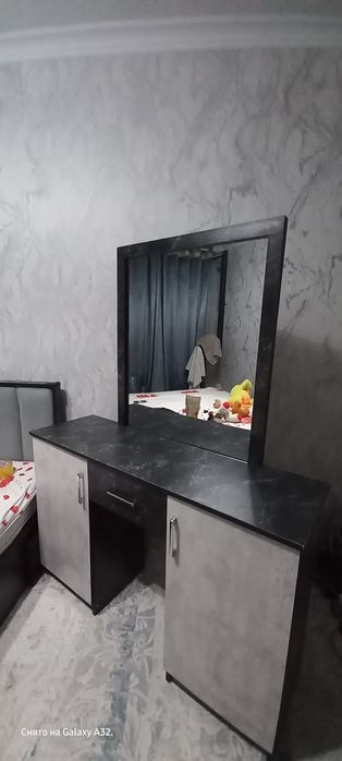 Продаётся трюмо в хорошем состоянии