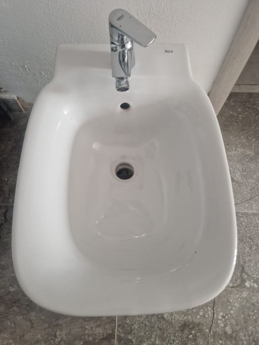 Vand bideu Roca nou