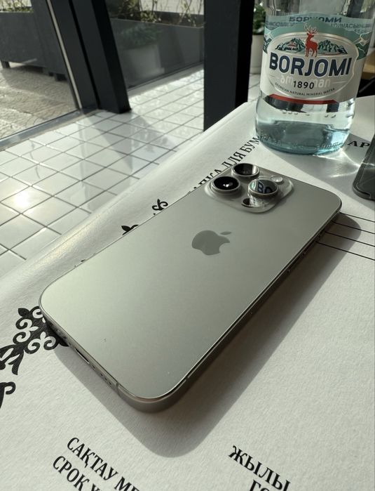 Продаю iPhone 15 Pro 128gb 90% в идеале