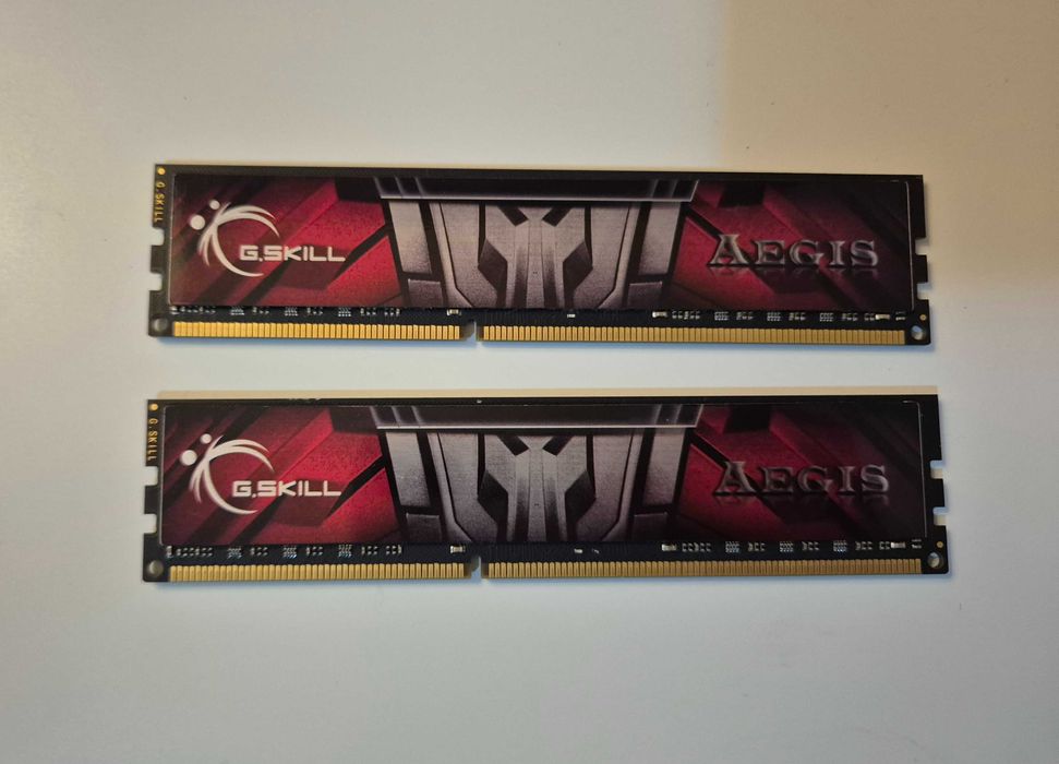 Memorii RAM GSKILL 16GB DDR3 1600MHZ CL11