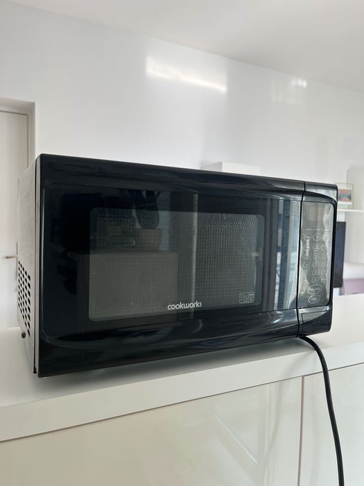 Cuptor cu microunde Cookworks