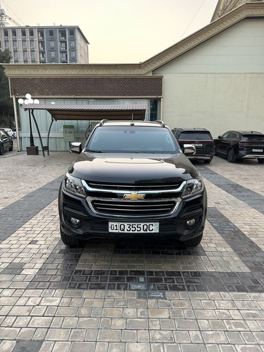 Treblezr sotiladi 1 qol ozimmi moshinam