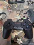 Vând un joypad marca Genesis