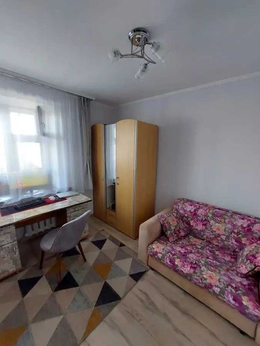 Продам 4-комнатную квартиру, 76 м² · 8/9 этаж, Курмангазы 154