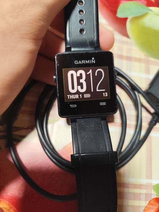 Vând smartwatch Garmin Vivoactive