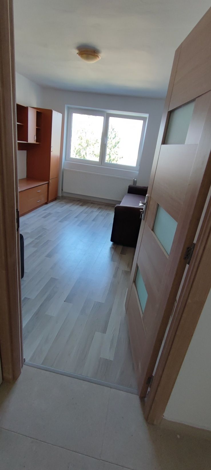 Vând apartament 2 camere! Mobilat,utilat!