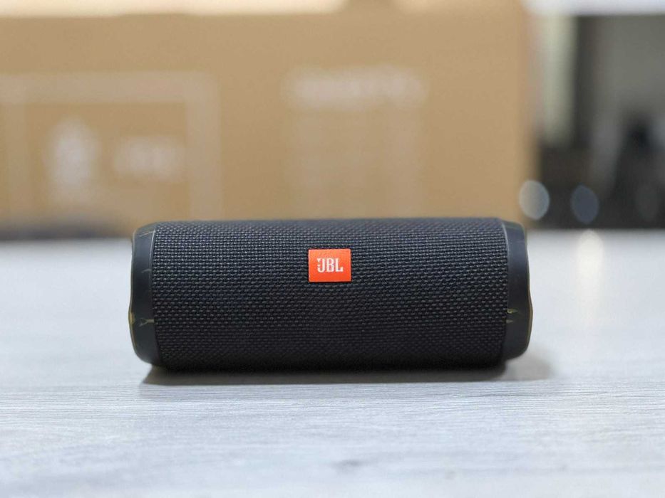 Bluetooth колонка JBL Flip 4