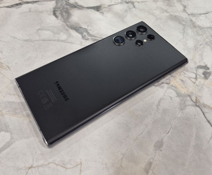 Galaxy S22 Ultra 5G 256GB. 12GB RAM. Black