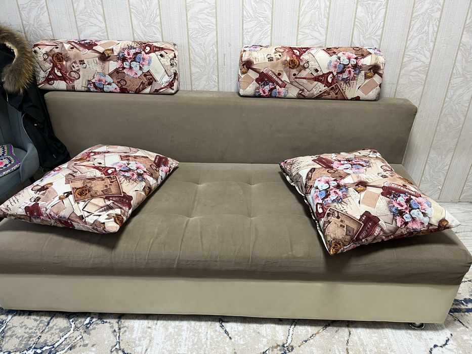 продам диван в хорошем состоянии