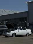 Продам авто в отличном состояние лада приора в белом цвете