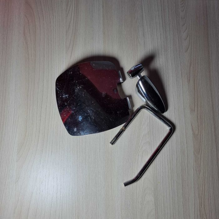 Suport metalic hartie igienica toaleta - cu clapeta - cromat