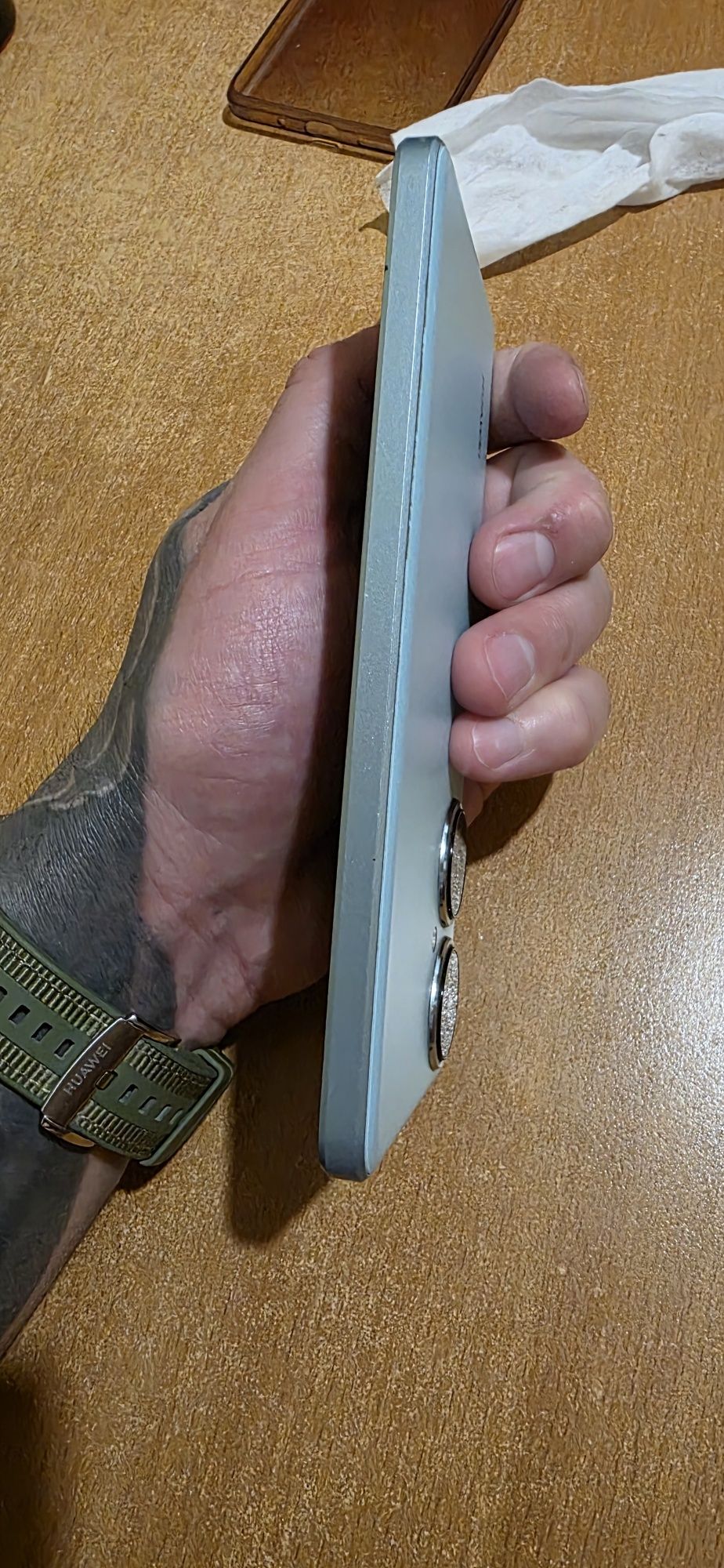Huawei nova 11i.