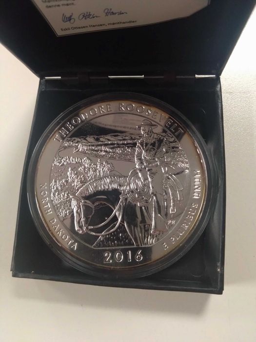 Сребърни монети, САЩ - 5oz, 0.999