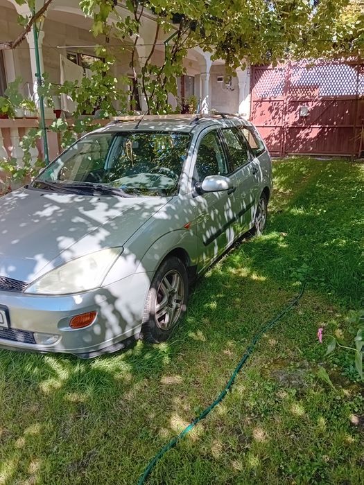 Vând ford focus folosit