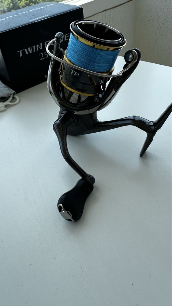 Shimano twin power 2500 impecabila