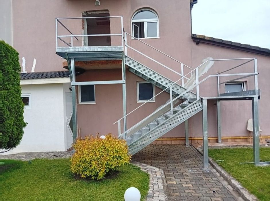 scarii metalice zincate exterioare și pentru incendii , platforme, pod