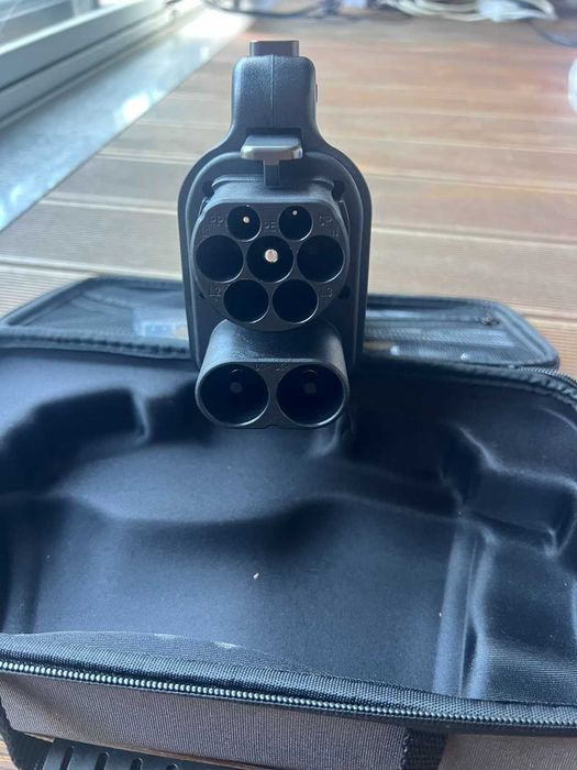 Адаптор за зарядно за електромобил CCS2 към GB/T китайски стандарт