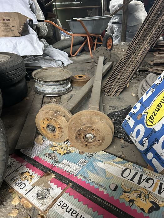 Продам ось на прицеп
