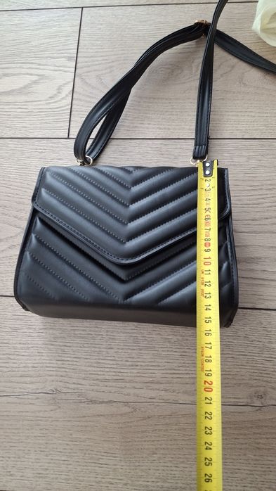 Мини чанта черна