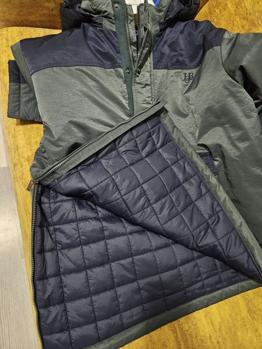 Greaca bărbați Harmont and Blaine