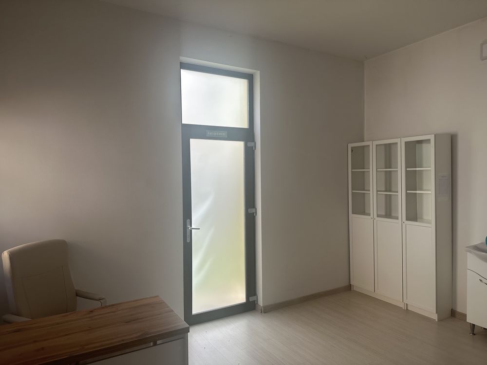 Inchiriez cabinet stomatologic si cabinet medical