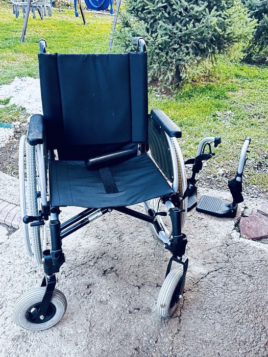 Коляска инвалидная
