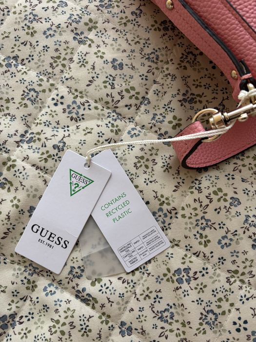 Дамска Чанта Guess