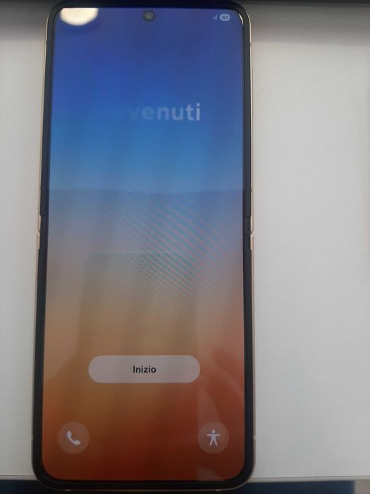 Самсунг Флип 6 с една година гаранция