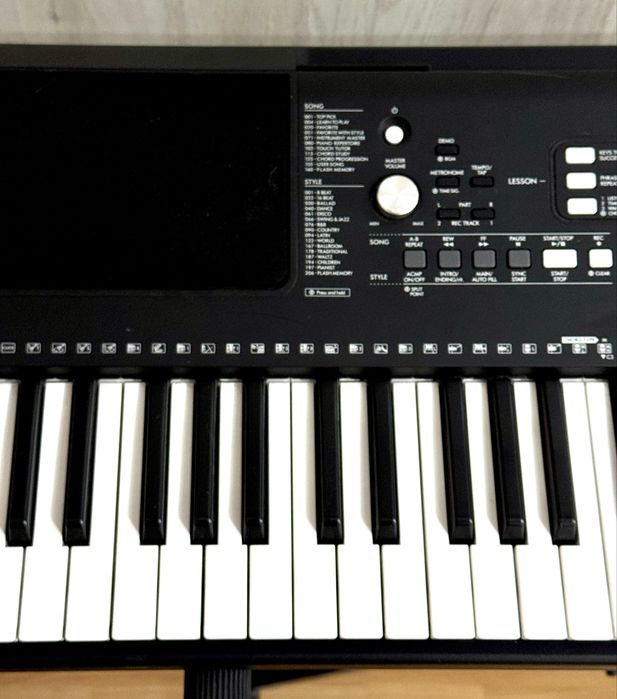 Orga / Pian Digital / Midi Controller PSR - E373 stare perfecta
