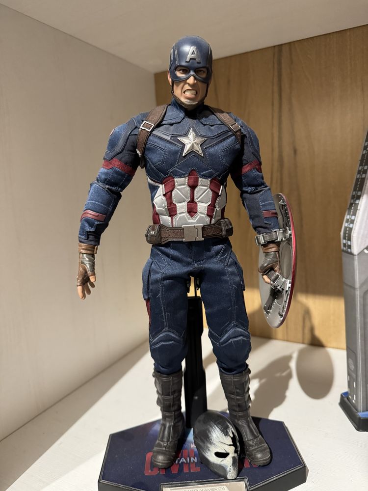 Hot Toys фигурка Captain America Civil War 1/6  MMS350