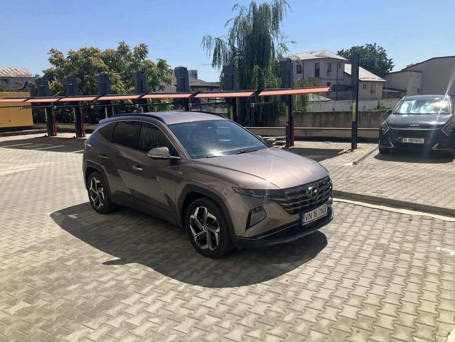 Hyundai Tucson Unic proprietar, stare foarte buna, toate reziviile facute la timp