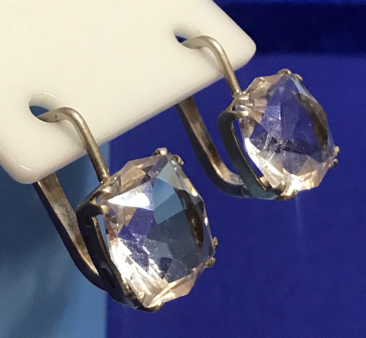 Серьги горный хрусталь ,серебро 875 звезда.цена:650.000