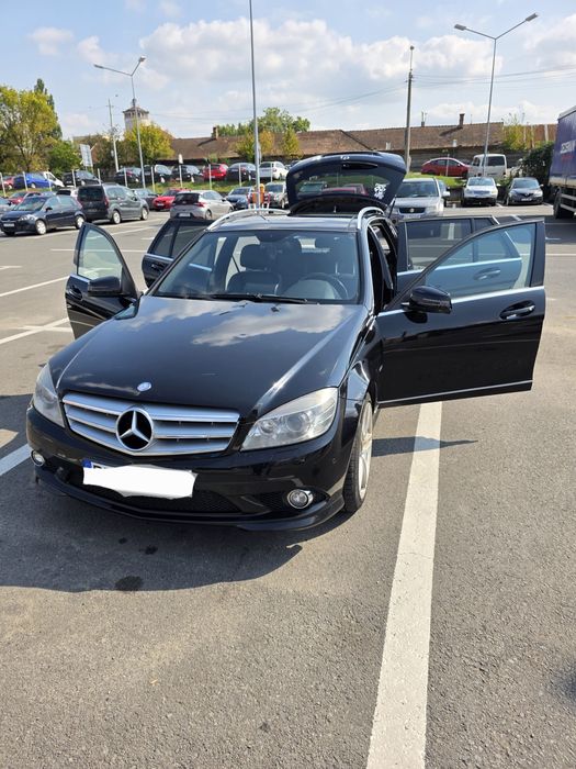 Se vinde Mercedes c 320