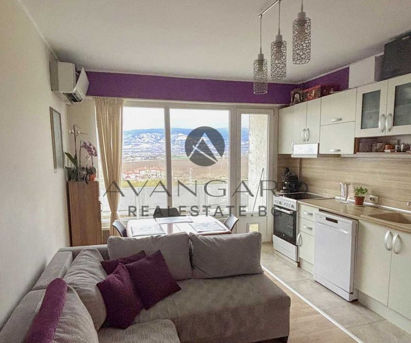 Продава се Тристаен апартамент в Пловдив, Христо Смирненски - 65 кв.м за 1768 €/кв.м - Снимка #3