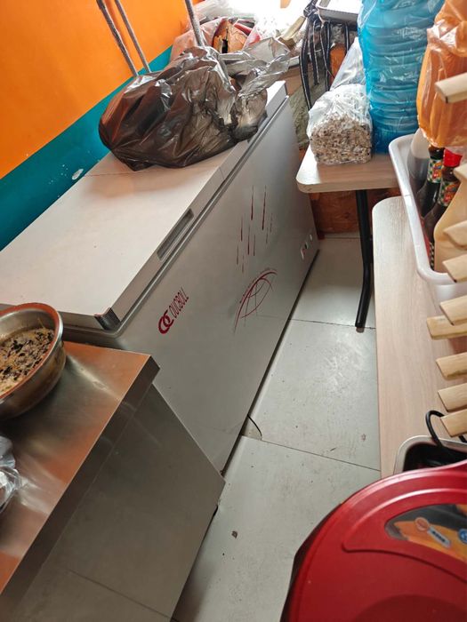 Холодильник, морозильник; Холодильный стол-витрина