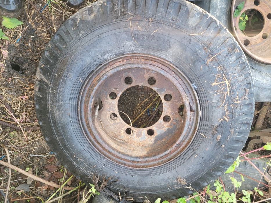 Anvelope trailer 825 r15