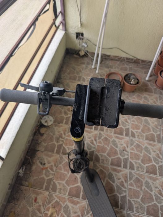 Xiaomi Mi Electric Scooter Essential