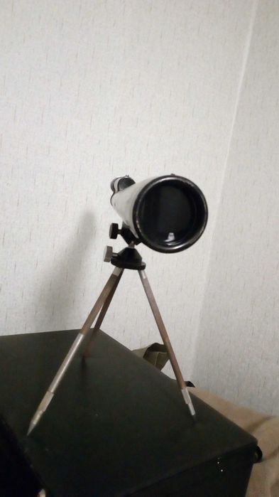 Продавам далегоглед телескоп