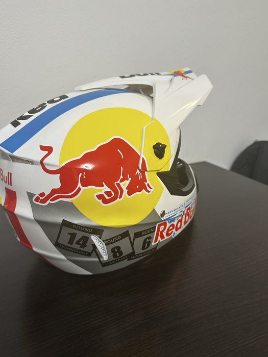 Cacsa redbull mtb full face Nouă